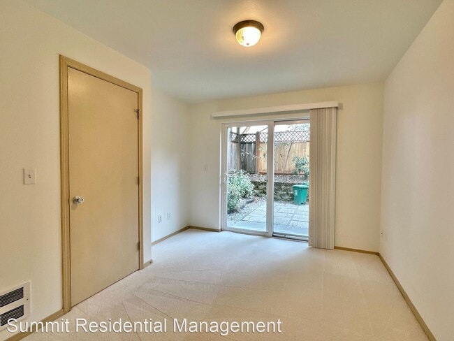 Building Photo - 3 br, 2 bath House - 6624 S Corson Ave #A