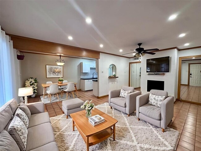 Foto del edificio - 505 W 7th St