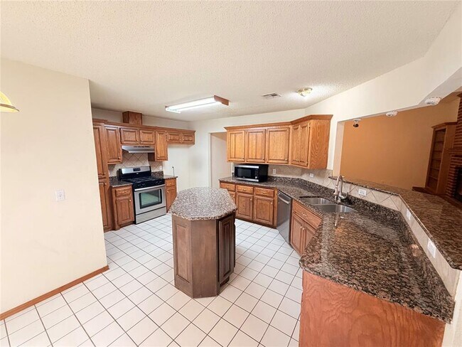 Foto del edificio - 8812 NW 85th Pl