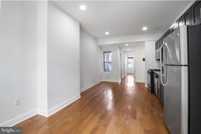 Building Photo - 1248 N 29th St