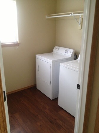 Foto del edificio - 1139 S Tottenham Ct