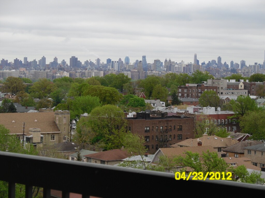 Primary Photo - 770 Anderson Ave
