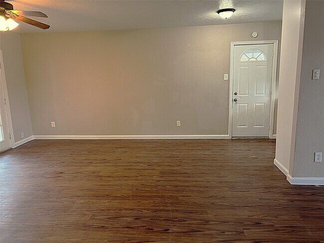 Building Photo - 1121 Alice St