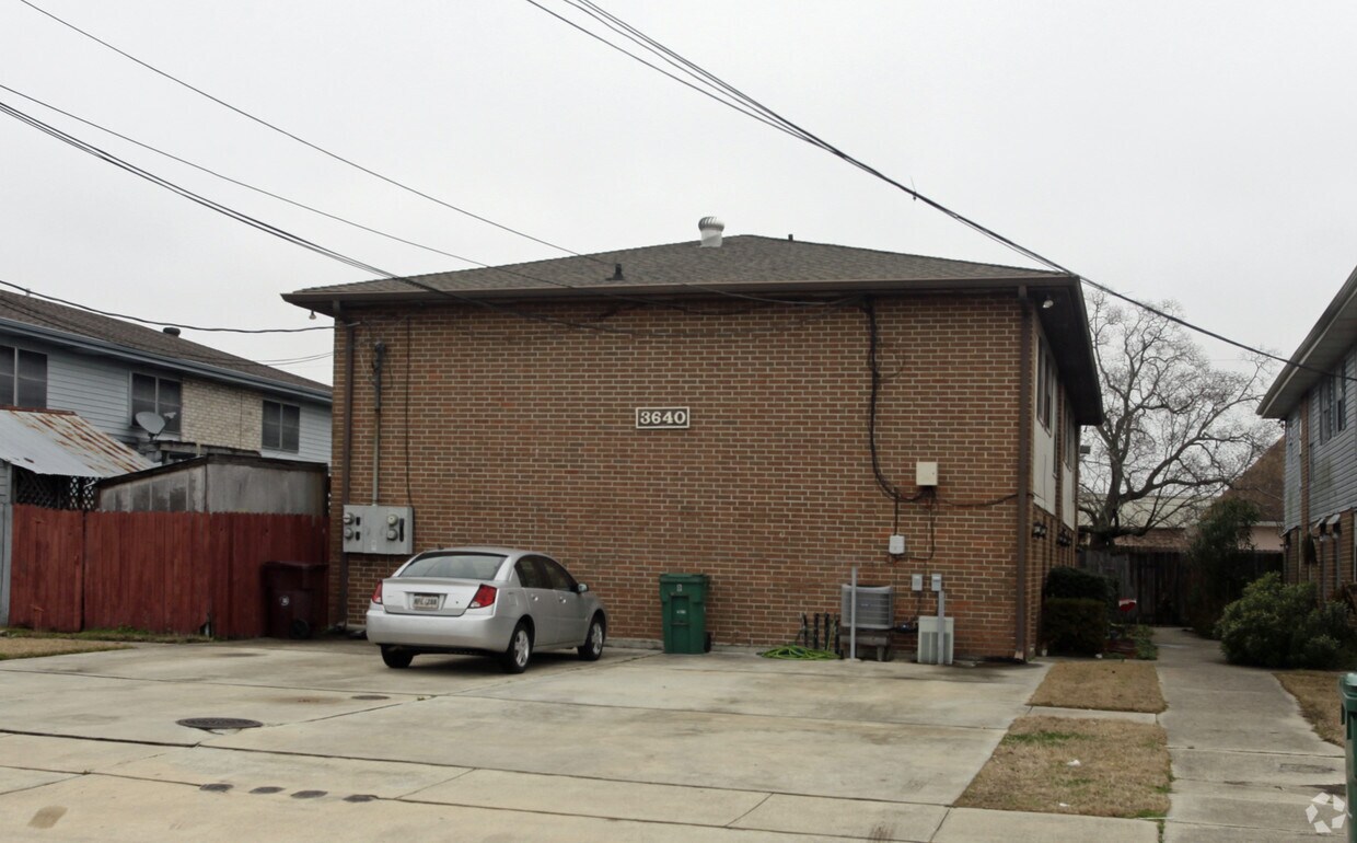 Primary Photo - 3640 Delaware Ave