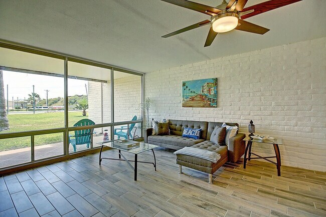 Foto del edificio - 1322 Eleventh Street-SI FL1-ID1023170P