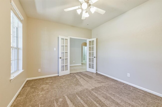 Foto del edificio - 25306 Overbrook Terrace Ln