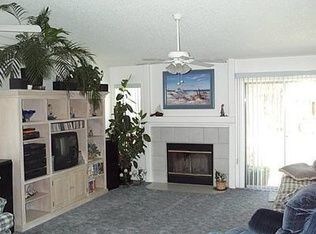 Foto del edificio - 9004 Pineridge Way