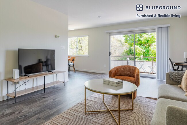 Foto del edificio - 2721 Midtown Ct