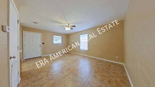 Building Photo - 610 Lee Ave