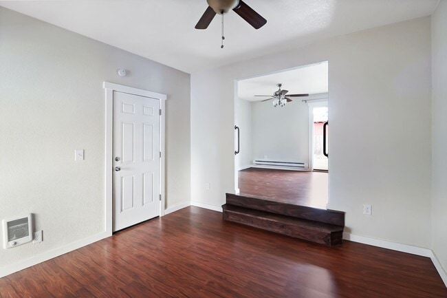 Foto del edificio - 3 Bed 2 Bath - Pet Friendly - NAS Whidbey