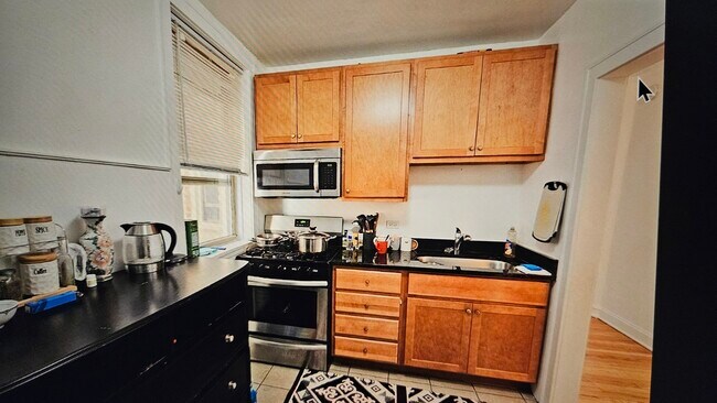 Foto del edificio - 5503 N Campbell Ave