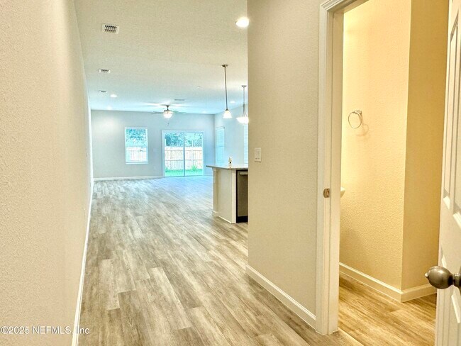 Foto del edificio - 826 5th Ave S