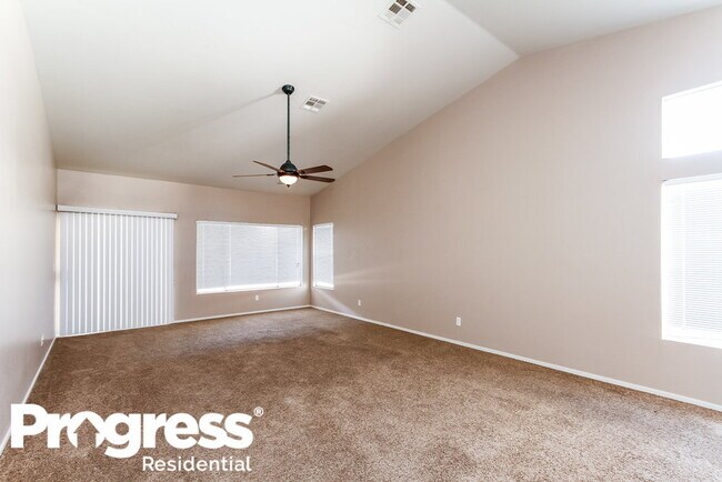 Building Photo - 3829 Fall Oaks Ct