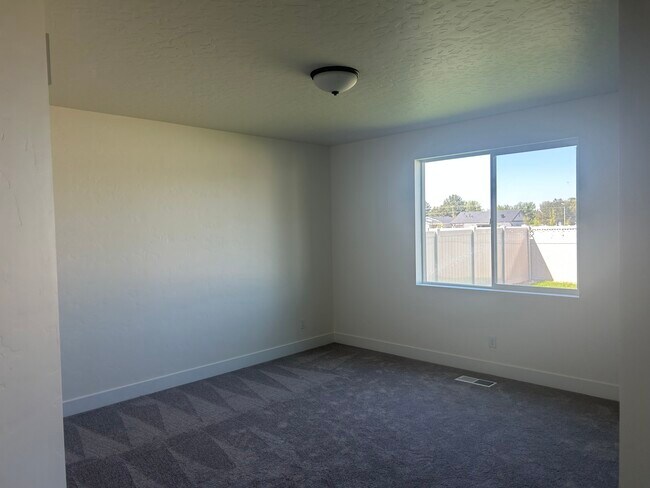 Foto del edificio - 2287 N June Grass Ave