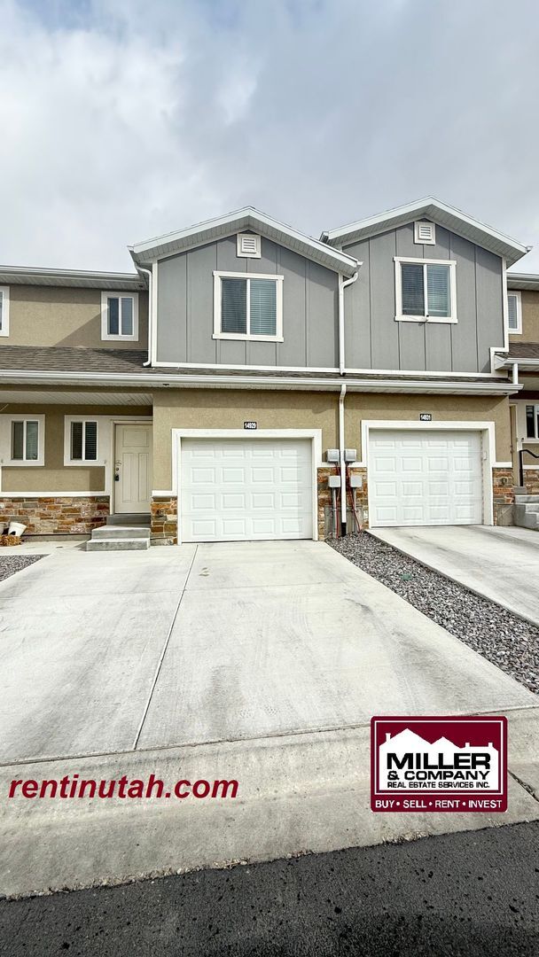 Building Photo - Herriman Townhouse