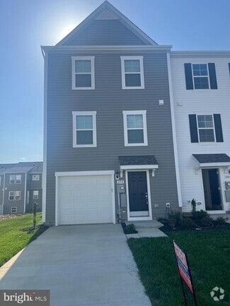 Building Photo - 250 Clifton Mnr