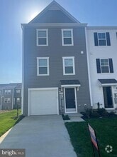 Building Photo - 250 Clifton Mnr