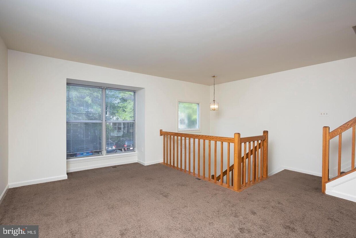 Foto principal - 9526 Clocktower Ln