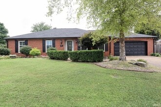 Building Photo - 8231 Lake Terrace Dr