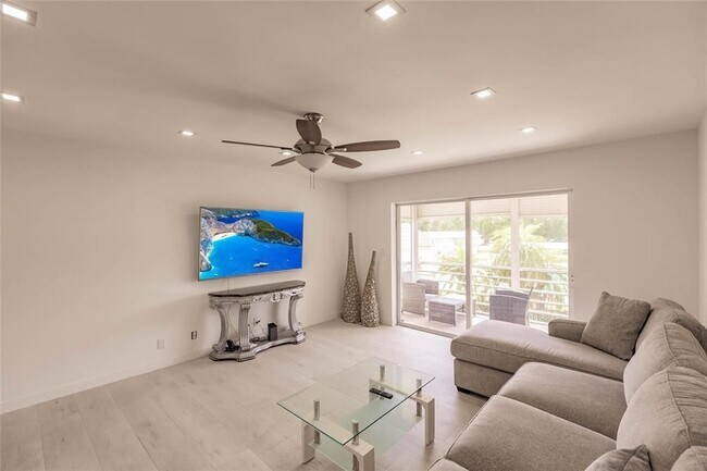 Foto del edificio - 4100 N 58th Ave