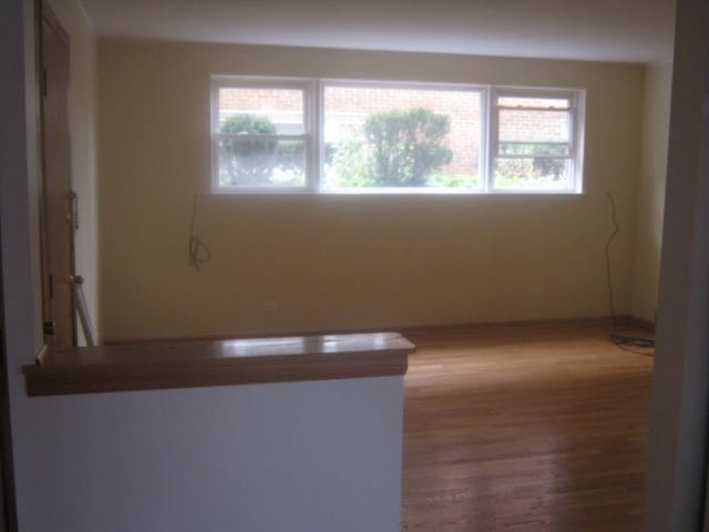 Foto del edificio - 9446 Maple Dr