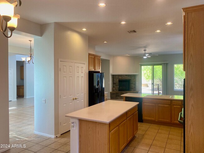 Building Photo - 3534 W Rushmore Dr