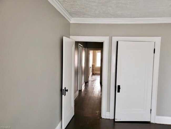 Building Photo - 11107 Fortune Ave