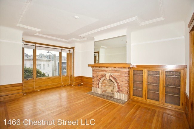 Building Photo - 1466 Chestnut St