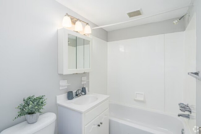 Foto del edificio - 630 W Fisher Ave