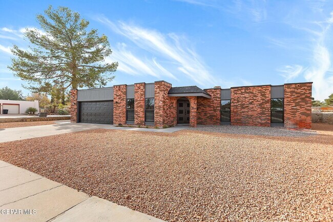 Foto del edificio - 17001 Darrington Rd