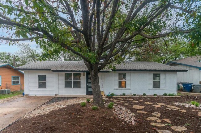 Building Photo - 1208 Turtle Creek Blvd