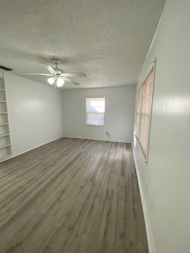 Foto del edificio - 3303 35th St