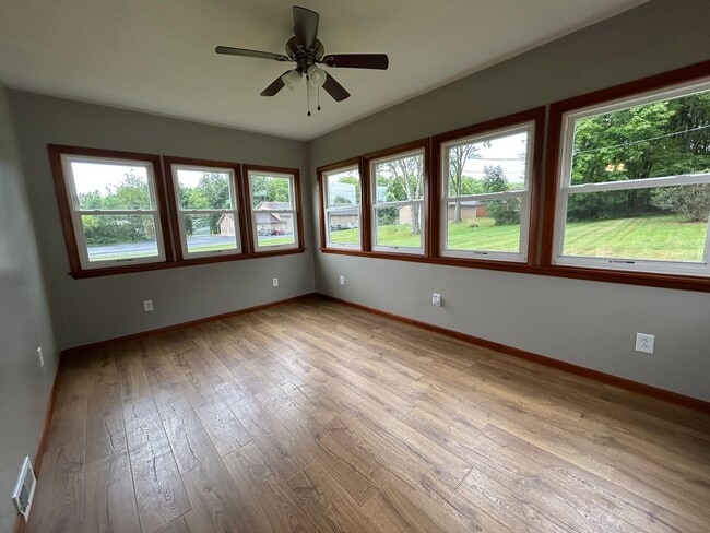 Building Photo - Newly Renovated Three Bedroom Home with Th...