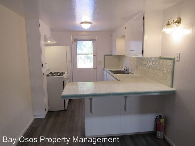Building Photo - 481 Hillview St