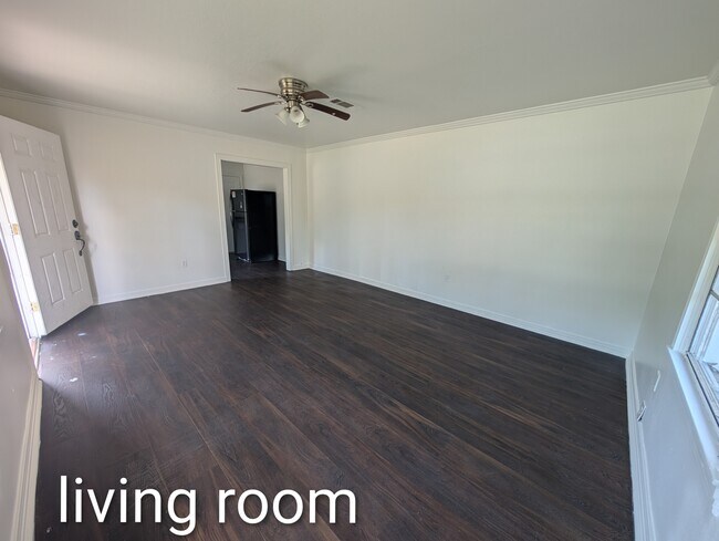 Foto del edificio - 4909 Gum St