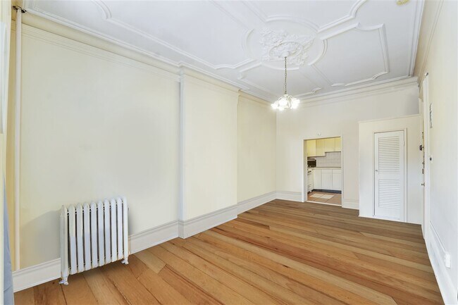 Building Photo - 808 Hudson St