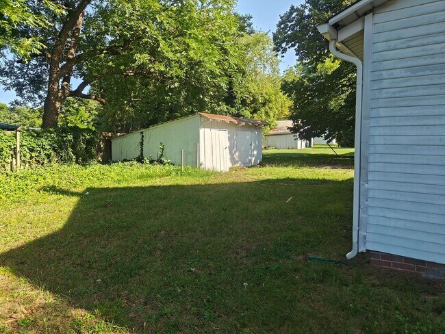 Foto del edificio - Three bedroom home in Midlothian
