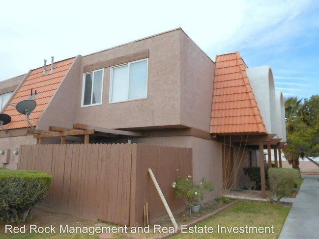 Building Photo - 3504 Villa Knolls N Dr