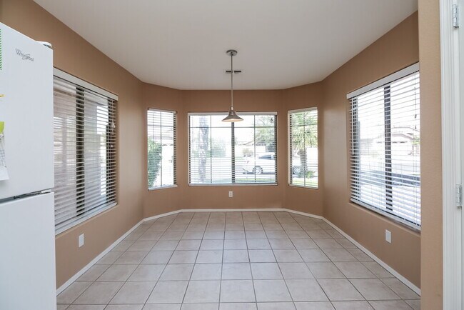 Foto del edificio - 3881 E Wyatt Way