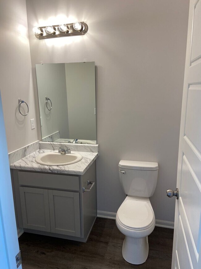 Building Photo - *Pre-leasing* Three Bedroom | Two and a Ha...