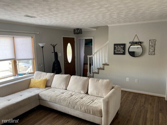 Foto del edificio - 4 br, 2 bath House - 3701 Beach Drive Blvd