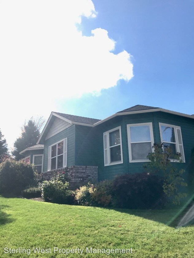 Foto principal - 1195 Brookdale Ave