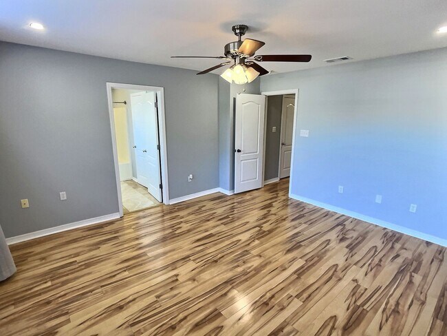 Foto del edificio - Ocean Springs home in the Waterford Village Subdivision!