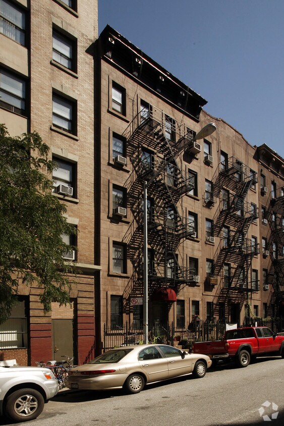 Foto del edificio - 531 W 48th St