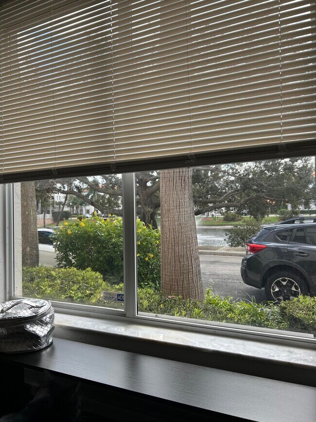 Foto del edificio - 11031 Legacy Blvd