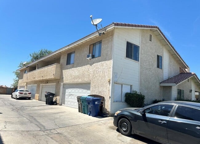 Foto del edificio - 43731 8th St E