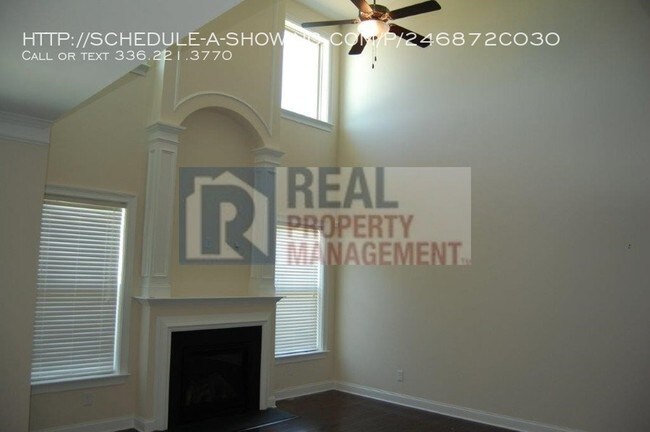 Building Photo - 5305 Roshni Terrace