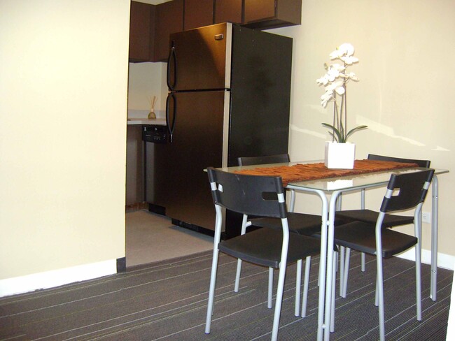 Dining Room to Kitchen - 1151 Colorado Blvd