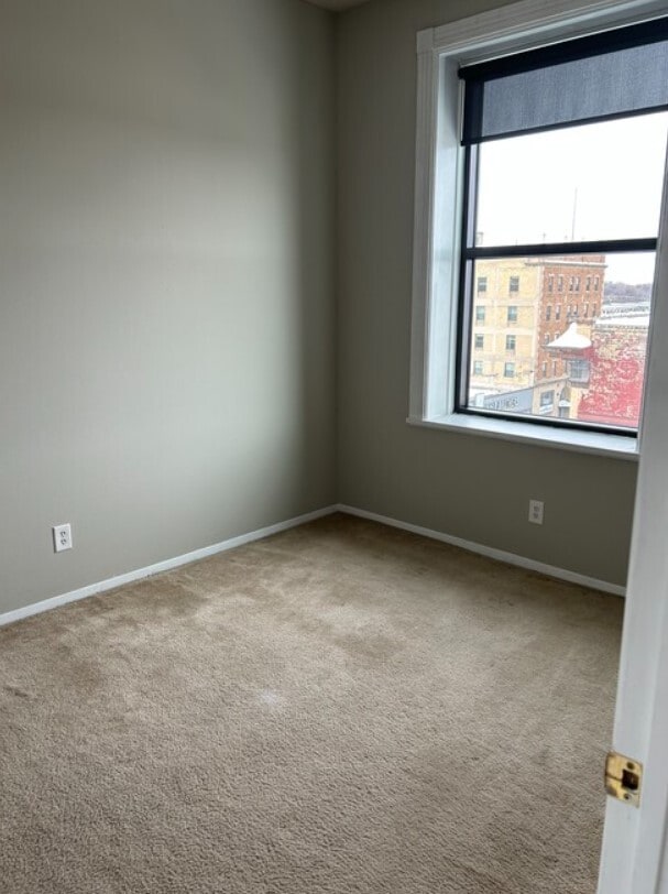 Foto del edificio - Block V