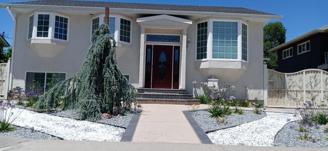 Building Photo - 3889 Bucknall Rd